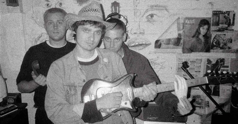 MOULD Announce Debut EP, Share New Single ‘Glow’