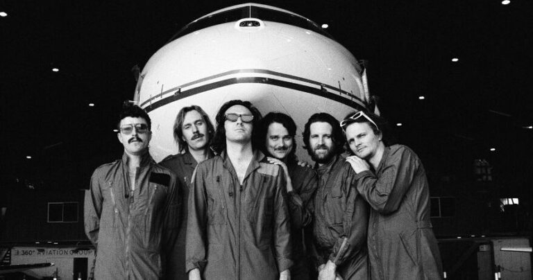 King Gizzard & the Lizard Wizard Announce New Album ‘Flight b74’, Share New Single