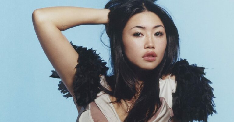 beabadoobee Shares New Single ‘Beaches’