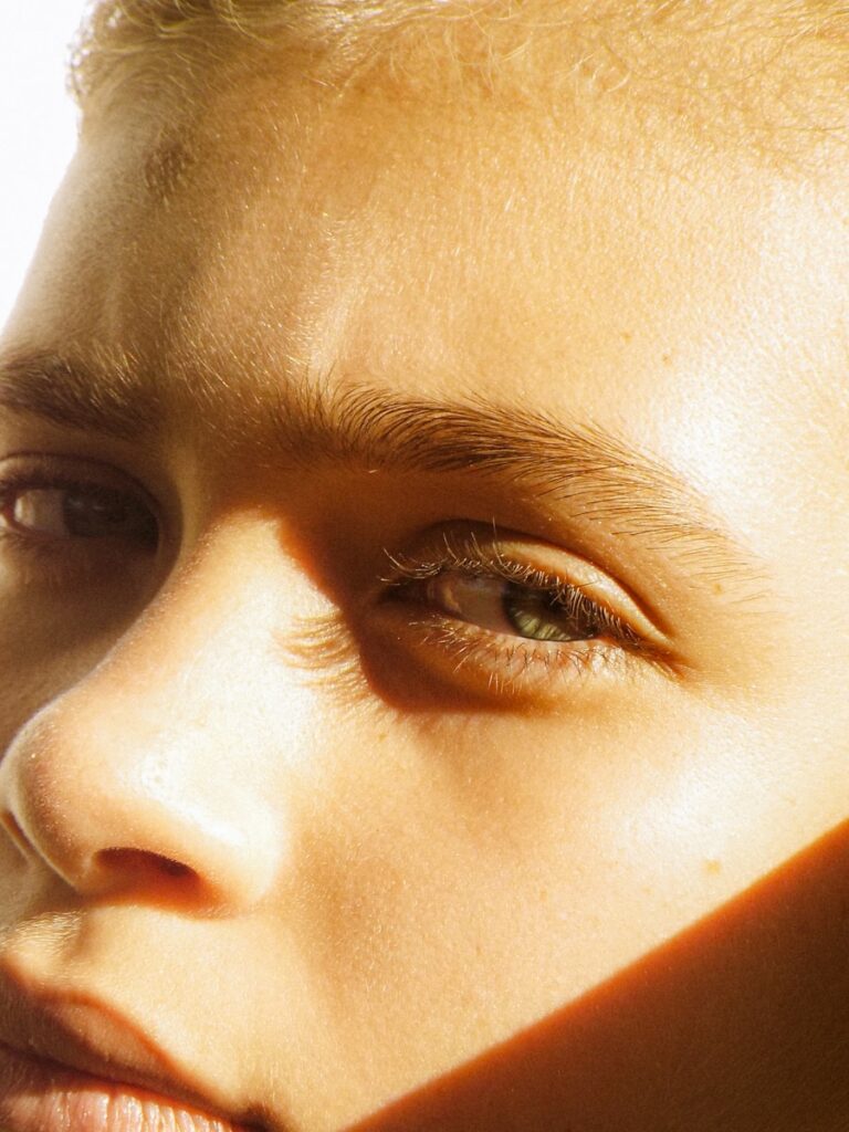 7 Ways Collagen Supplements May Improve Aging Skin