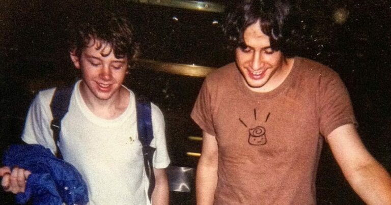 Elephant 6 Musician Nesey Gallons Accuses Neutral Milk Hotel’s Julian Koster of Grooming and Sexual Assault