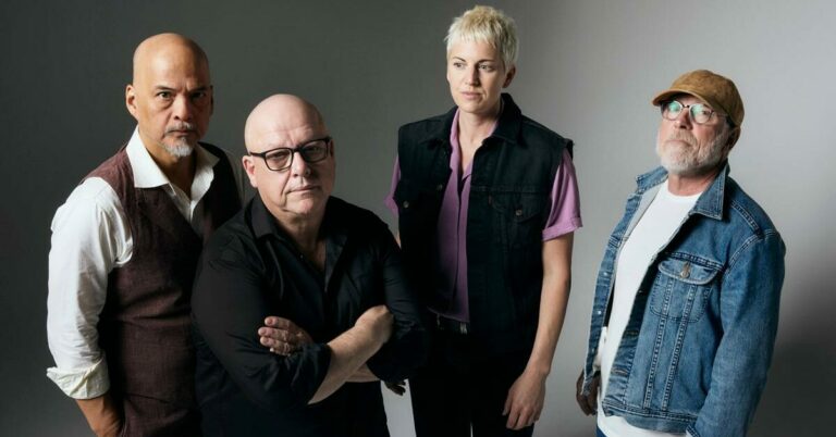 Pixies Announce New Album, Release New Single ‘Chicken’