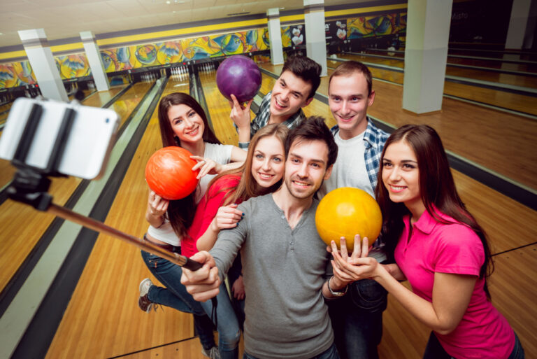 Bowling Shirts and Bright Nights: Your Guide to a Themed Party Success