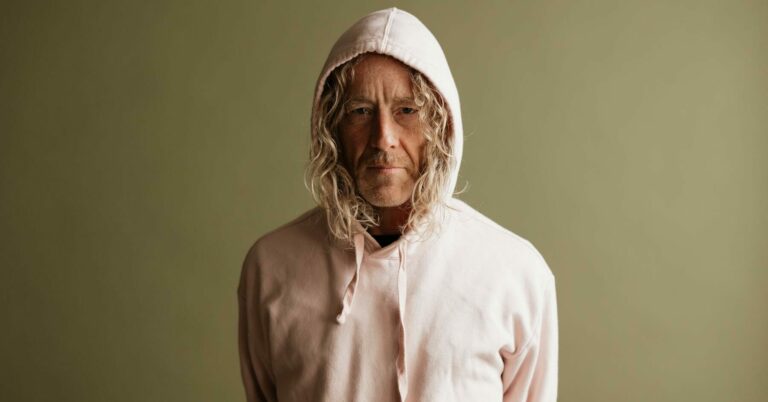 Low’s Alan Sparhawk Shares New Single ‘Get Still’