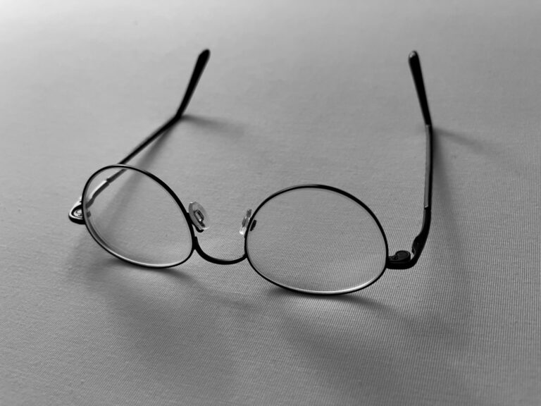 Stylish Reading Glasses: Blending Fashion with Functionality