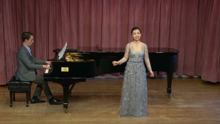 Duqingna: A Natural Talent in Classical Singing