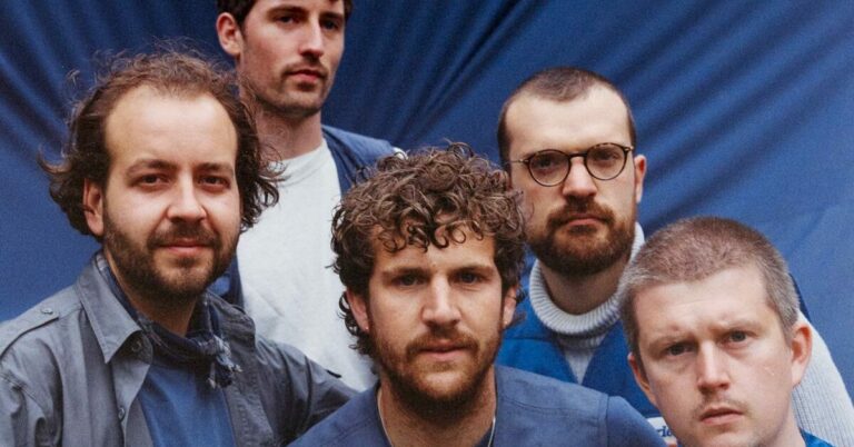 Moreish Idols Release New Song ‘Pale Blue Dot’