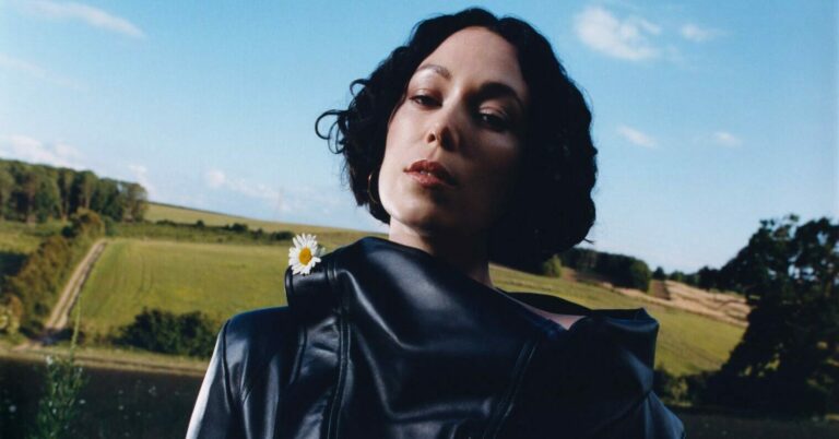 Kelly Lee Owens Releases New Song ‘Higher’