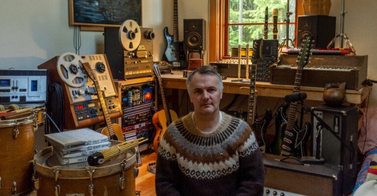 Mount Eerie Announces New Album ‘Night Palace’, Releases New Songs