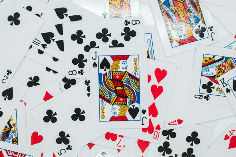 Card Counting in Blackjack: Separating Myths From Reality for Consistent Profits
