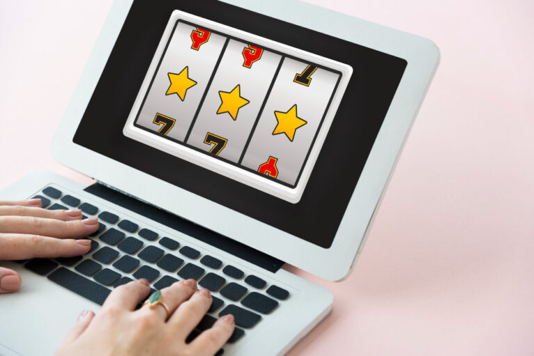 Convenience at Your Fingertips: Why Online Casinos Beat the Commute to Land-Based Casinos