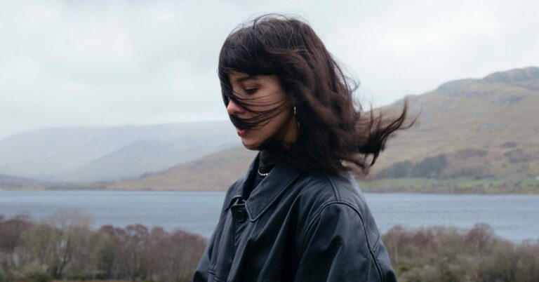 Maria Somerville Unveils New Single ‘Projections’