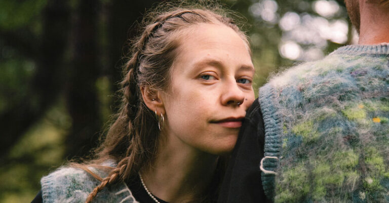 Anna B Savage Announces New Album, Shares New Single ‘Agnes’