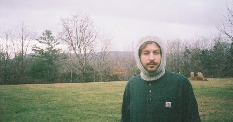 Runnner Unveils New Single ‘Untitled October Song’