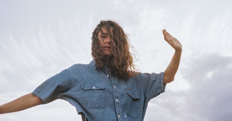 Sophie Jamieson Shares New Single ‘How do you want to be loved?’
