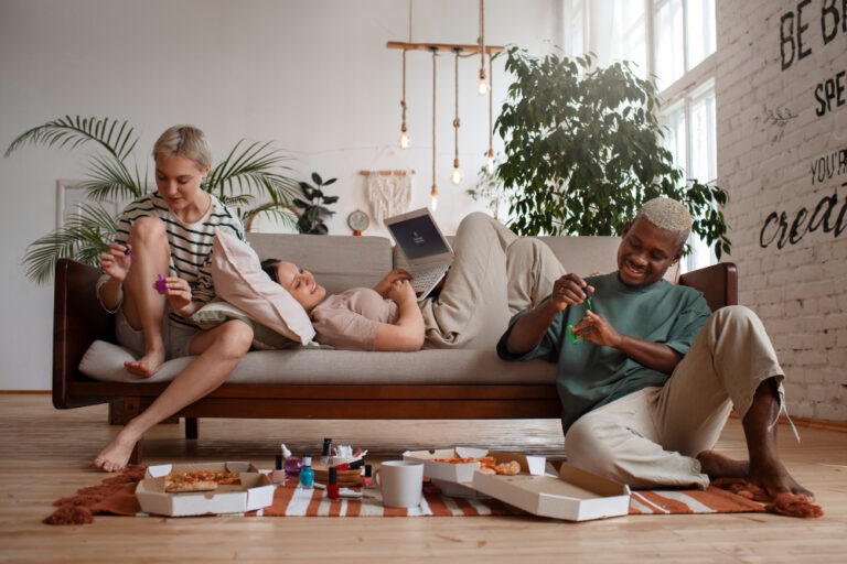 Trendy Life Hacks: How Technology Makes Our Lives Easier