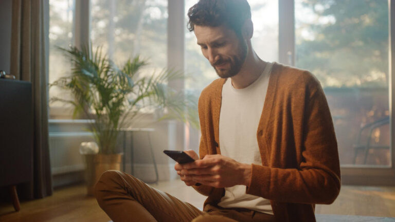 A Beginner’s Guide to Pin Up Bet App Download and Setup