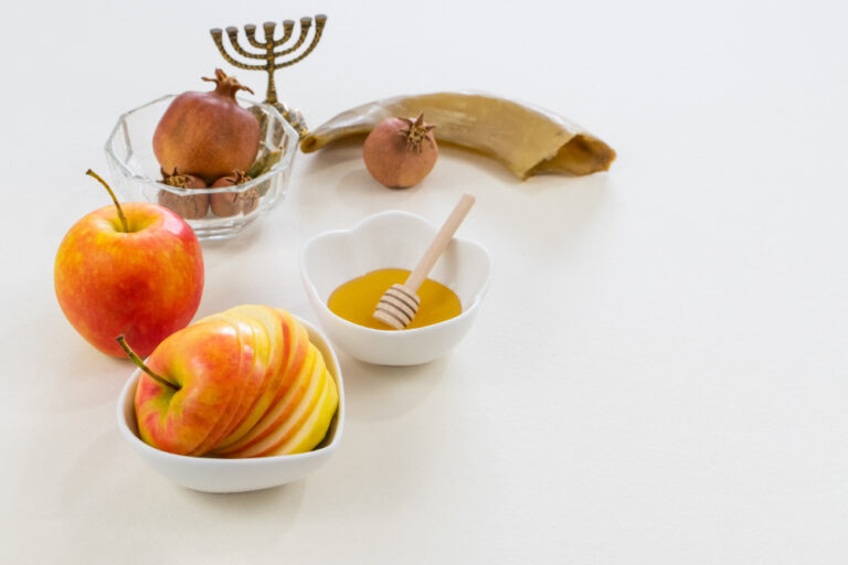 The Art of Hiding the Afikoman: A Beloved Passover Tradition