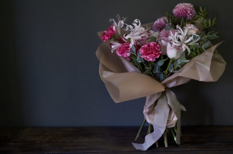 Mixed Flower Bouquets: The Art of Expression in Ajman