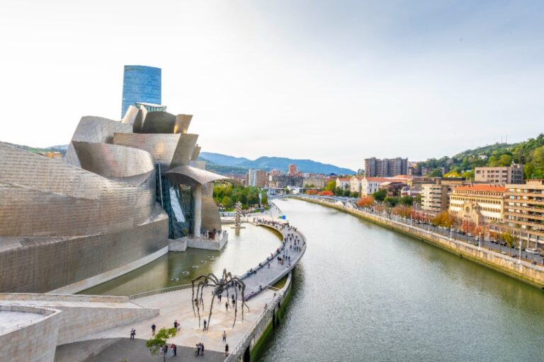 Guggenheim Museum Bilbao Draws 1.3 Million Visitors in 2024