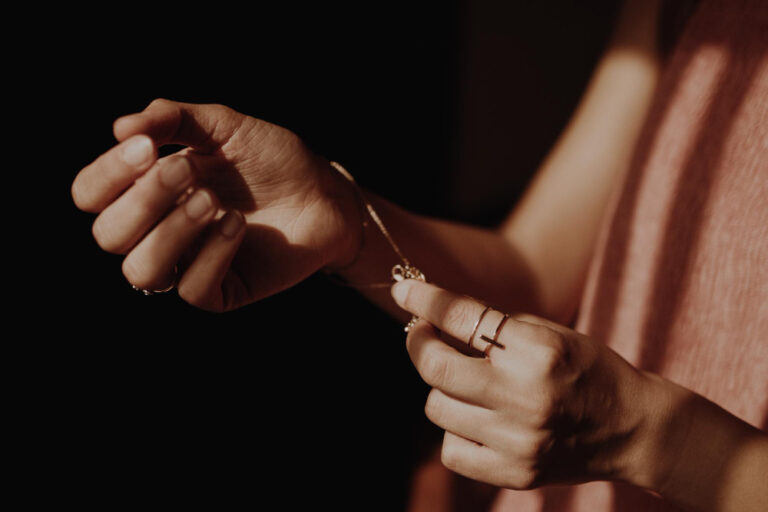 How to Layer Fine Jewelry Like A Pro: Tips for Effortless Elegance