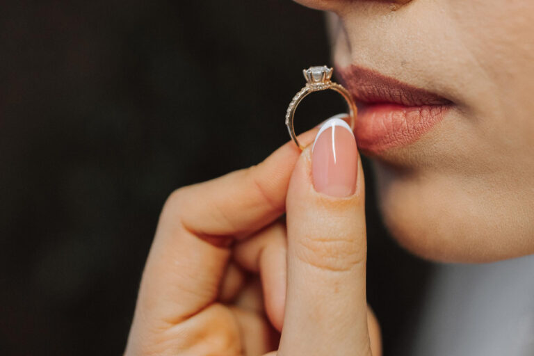 Essential Tips for Choosing the Perfect Engagement Ring