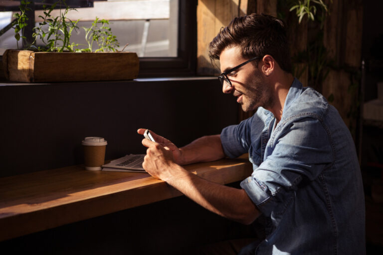 How to Use Gay Dating Sites to Explore New Cities and Cultures