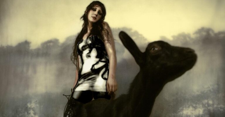 Circuit des Yeux Announces Album, Shares Video for New Single ‘Megaloner’