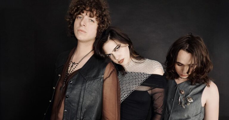 Sunflower Bean Announce New Album ‘Mortal Primetime’, Drop New Song
