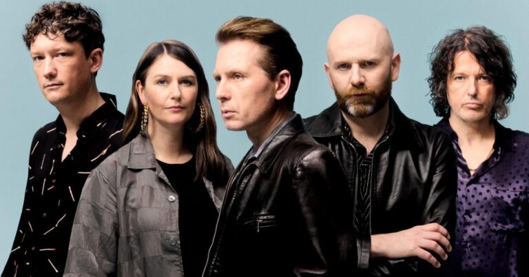 Franz Ferdinand Share New Single ‘Hooked’