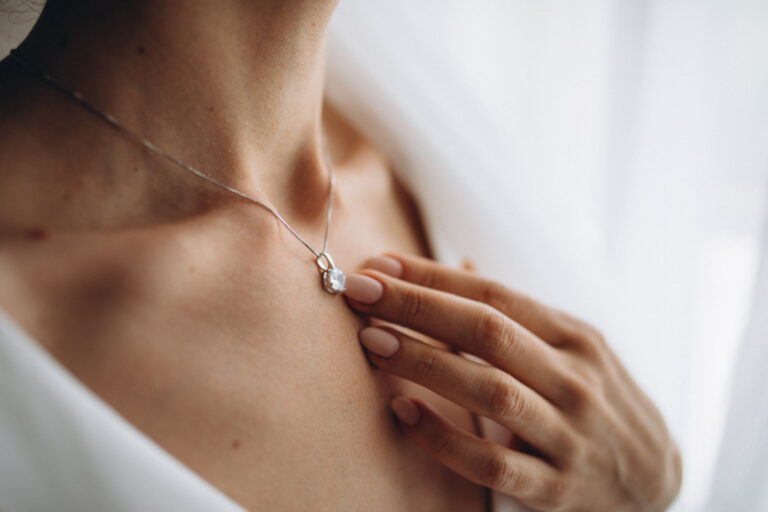 How Jewelry Influences Modern Art and Fashion