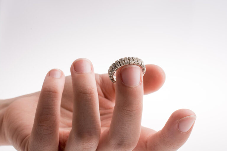 Emerald Cut Infinity Ring – A Sparkling Symbol of Forever