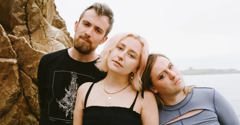 M(h)aol ­Announce New Album ‘Something Soft’, Share New Song