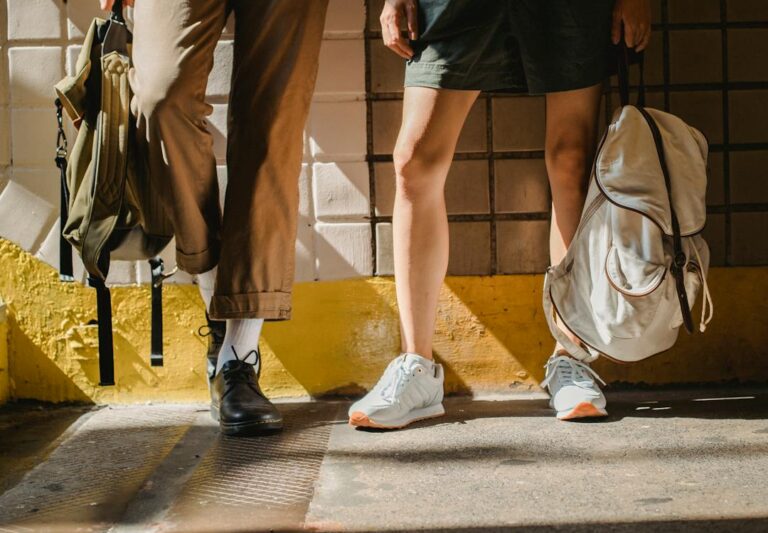 Best Women Shoes for Walking 2025