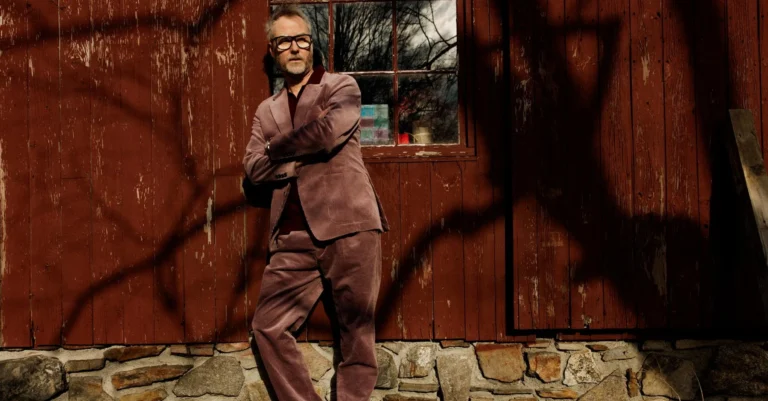 Matt Berninger Enlists Hand Habits for New Single ‘Breaking Into Acting’