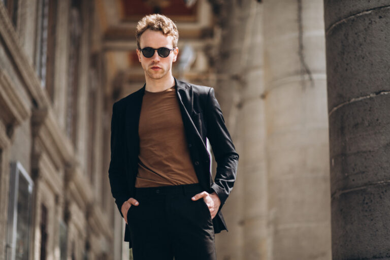 The Silent Language of Style: What Your Outfit Says Without Words