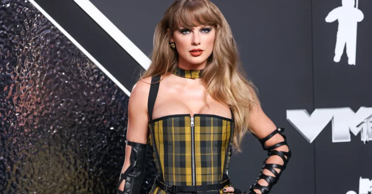 Taylor Swift Debuts ‘Look What You Made Me Do (Taylor’s Version)’ in ‘The Handmaid’s Tale’
