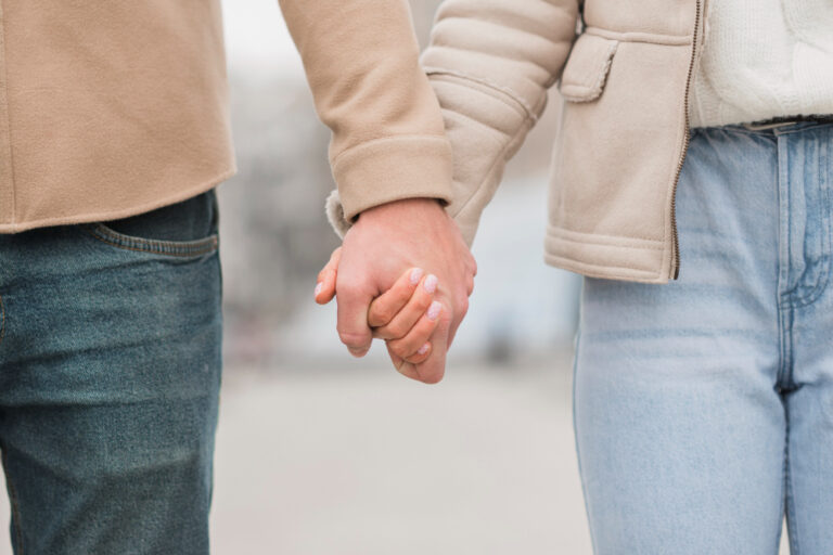 Film Therapy for Relationship Anxiety: When You Feel ‘My Boyfriend Hates Me’