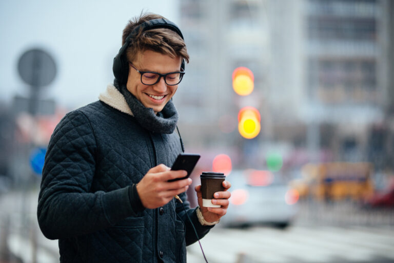 How 5G Will Transform Real-Time Multiplayer Experiences on Mobile