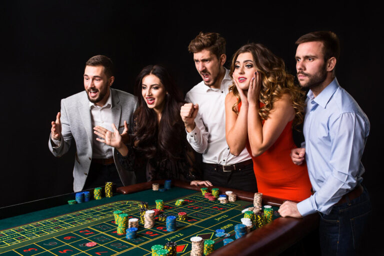 Innovative design trends shaping the online casino experience