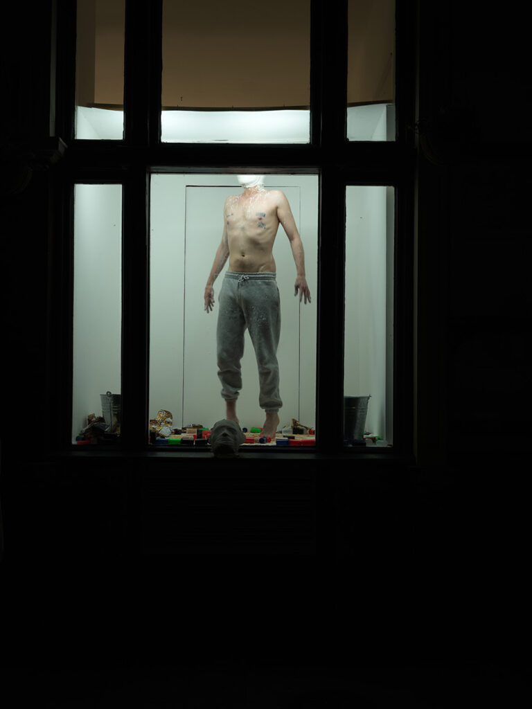Becoming Vessel: On Han Gao’s I Tried to Be a Container