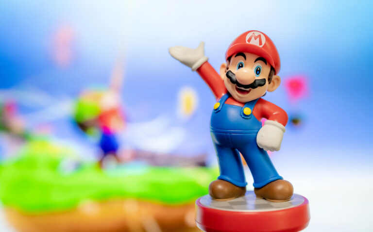 Cultural Icons in Gaming: How Characters Shape Our Imagination