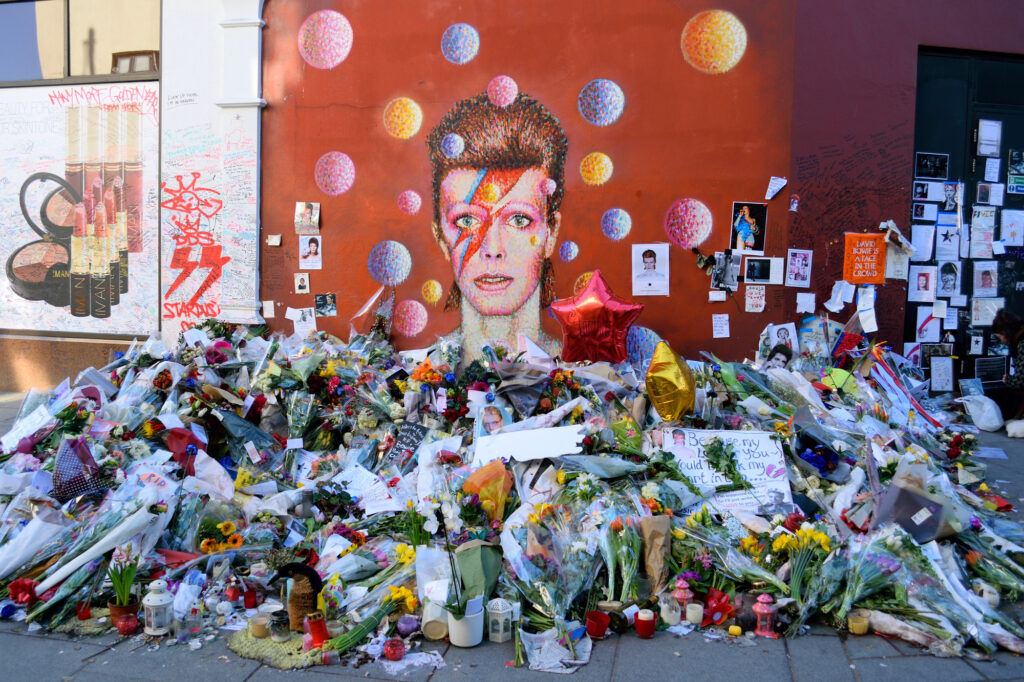 Remembering David Bowie, The Visual Artist
