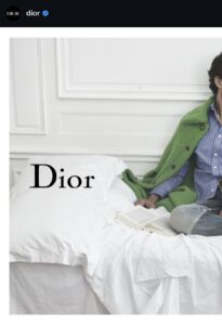 Dior's minimal campaign via Instagram