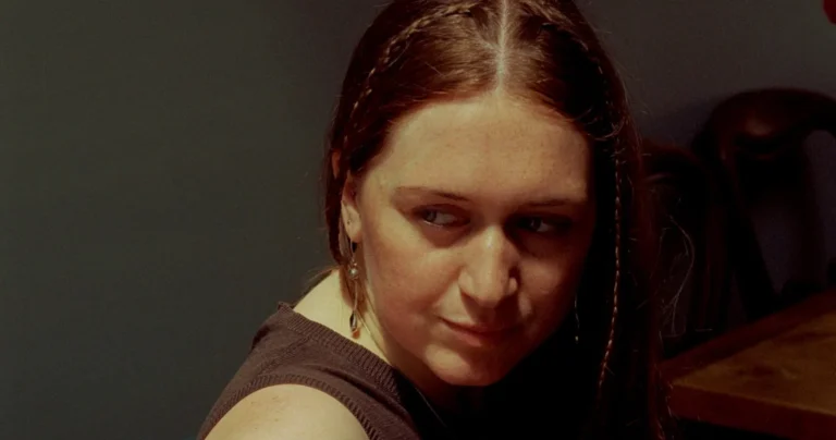 Hetta Falzon Unveils New Song ‘Freckles’