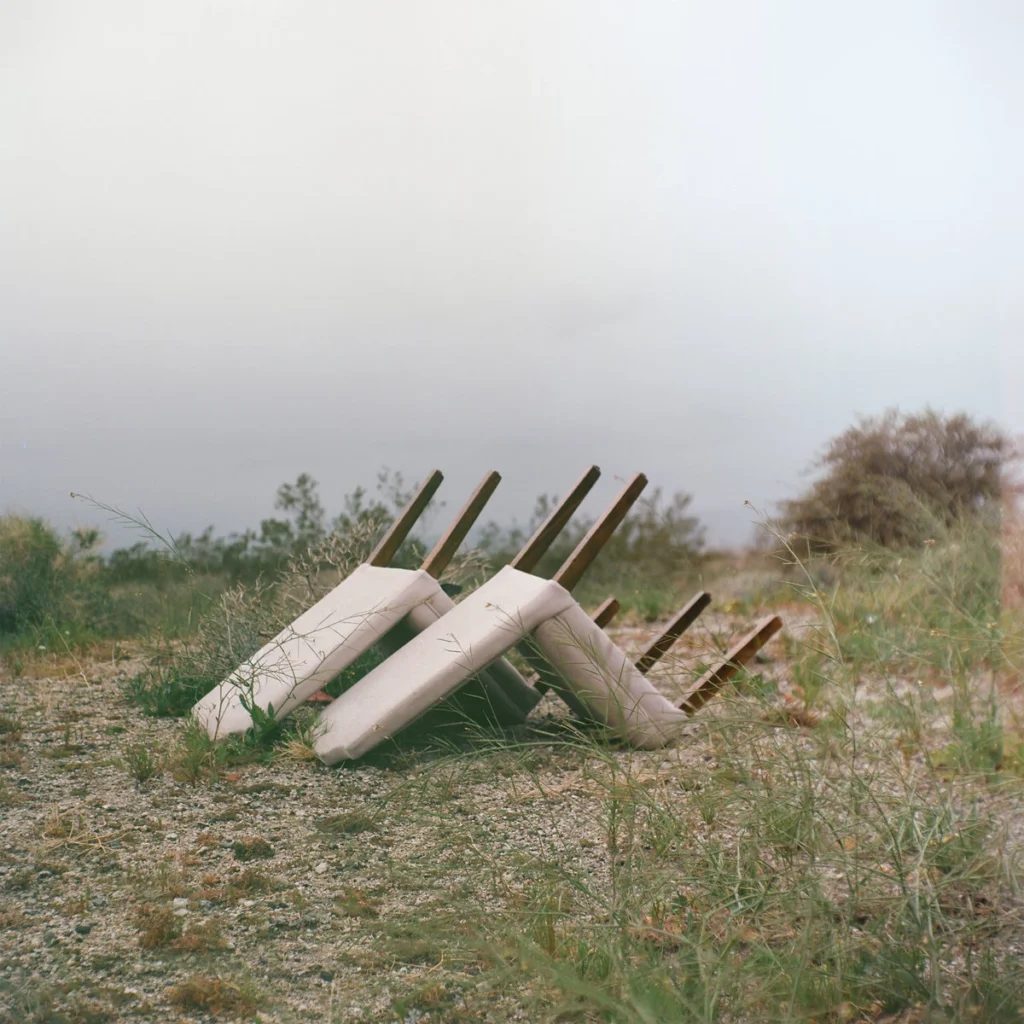 It's Closeness, It's Easy. Cover