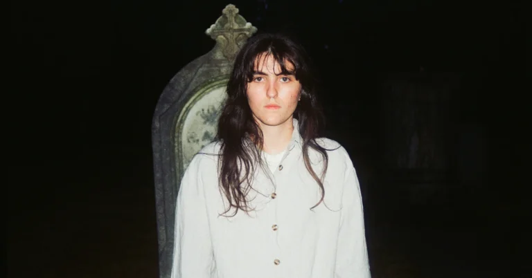Searows Announces New Album, Shares New Single ‘Dearly Missed’